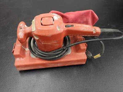 Milwaukee 6010 ORBITAL SANDER W/CASE