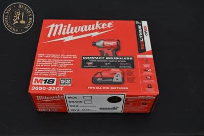 Milwaukee M18 HAMMER DRILL