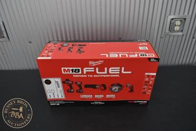 Milwaukee M18 TOOL COMBO KIT