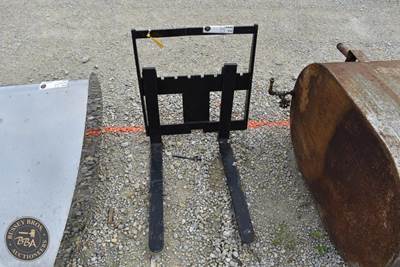 Mini PALLET FORK ATTACHMENT