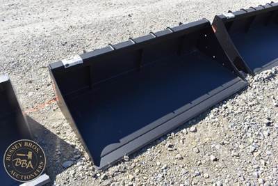 PABREAK BUCKET ATTACHMENT