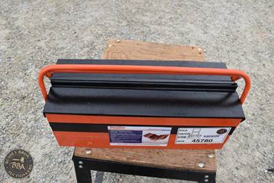 PABREAK FOLDING METAL TOOLBOX