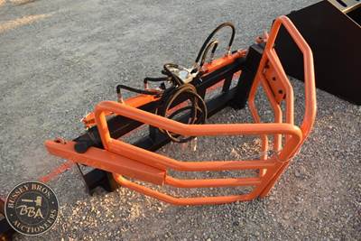 PABREAK HAY BALE SQUEEZE ATTACHMENT