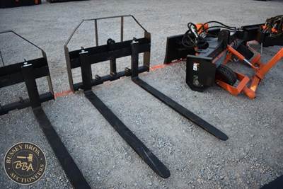 PABREAK PALLET FORK ATTACHMENT