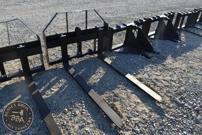 PABREAK PALLET FORK ATTACHMENT