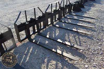 PABREAK PALLET FORK ATTACHMENT