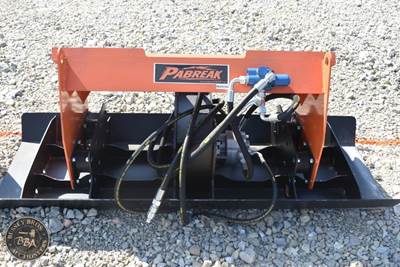 PABREAK PLATE COMPACTOR ATTACHMENT