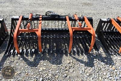 PABREAK ROCK AND BRUSH GRAPPLE BUCKET ATTACHMENT