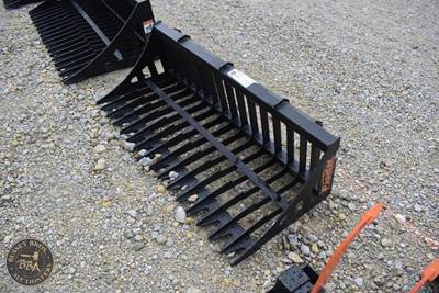PABREAK ROCK BUCKET ATTACHMENT
