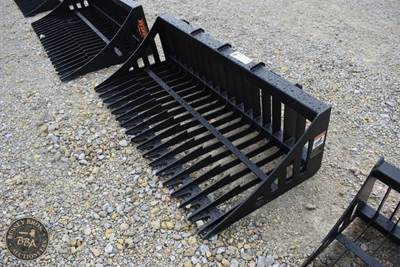 PABREAK ROCK BUCKET ATTACHMENT