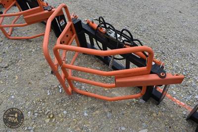PABREAK ROUND BALE GRIPPER ATTACHMENT