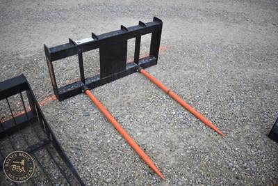 PABREAK SKID STEER BALE SPEAR