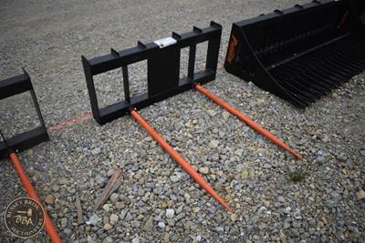 PABREAK SKID STEER BALE SPEAR