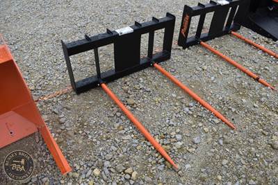 PABREAK SKID STEER BALE SPEAR