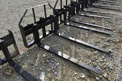 PABREAK SKID STEER PALLET FORK ATTACHMENT