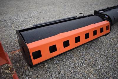 PABREAK SKID STEER ROLLER ATTACHEMENT