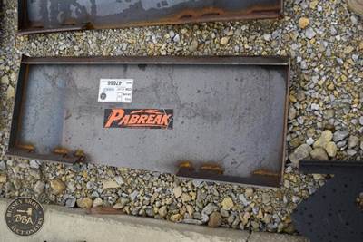 PABREAK SKID STEER WELD-ON ATTACHMENT PLATE