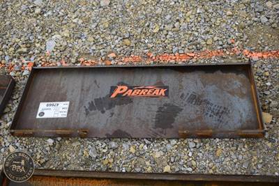 PABREAK SKID STEER WELD-ON ATTACHMENT PLATE