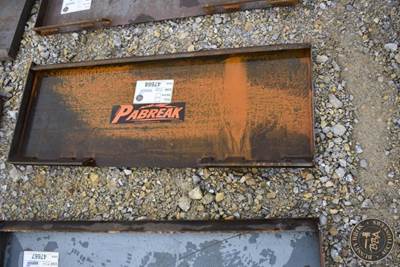 PABREAK SKID STEER WELD-ON ATTACHMENT PLATE