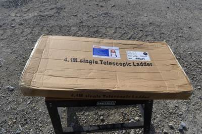 PABREAK TELESCOPING LADDER