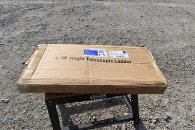 PABREAK TELESCOPING LADDER