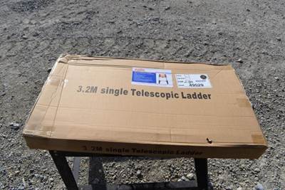 PABREAK TELESCOPING LADDER