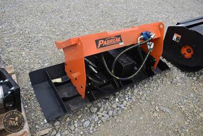 PABREAK VIBRATING PLATE COMPACTOR ATTACHMENT