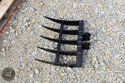 RAKE ATTACHMENT