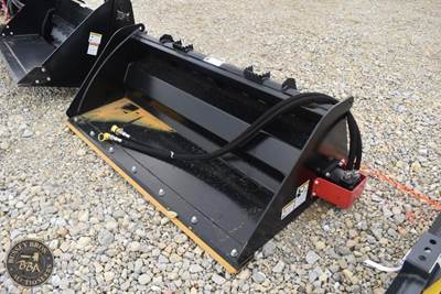 RAYTREE POWER RAKE BUCKET ATTACHMENT