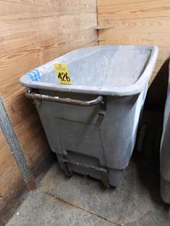 RUBBERMAID TRASH HOPPER