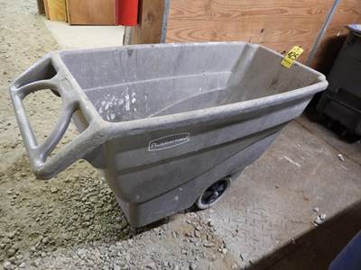 RUBBERMAID TRASH HOPPER