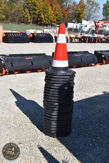 SDLANCH SAFETY CONES