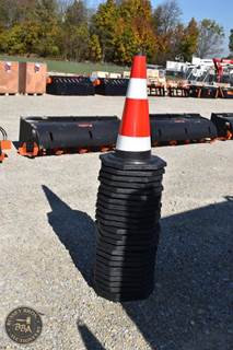 SDLANCH SAFETY CONES