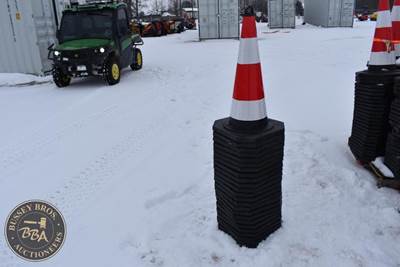 SDLANCH TRAFFIC CONES