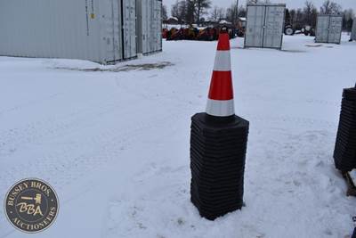 SDLANCH TRAFFIC CONES
