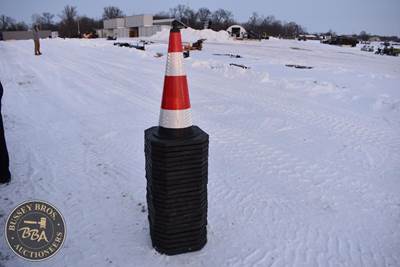 SDLANCH TRAFFIC CONES