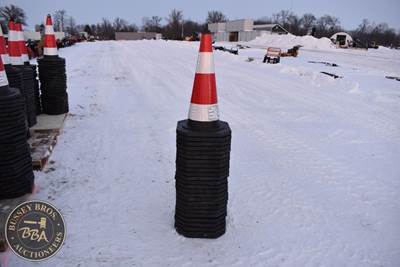 SDLANCH TRAFFIC CONES