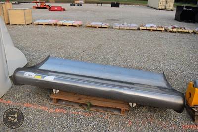 SEMI TRUCK WIND DEFLECTOR