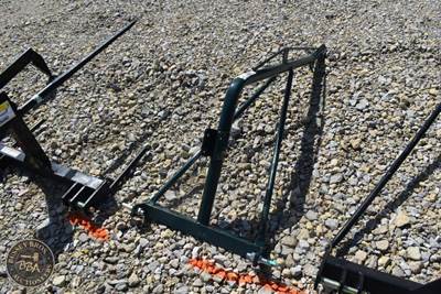 TARTER BOOM POLE ATTACHMENT