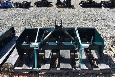 TARTER BOX BLADE ATTACHMENT