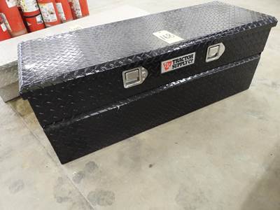 TRACTOR SUPPLY UTILITY CHEST