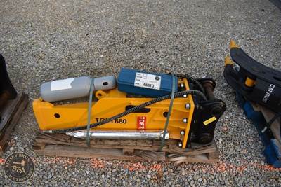 Toft CONCRETE BREAKER ATTACHMENT
