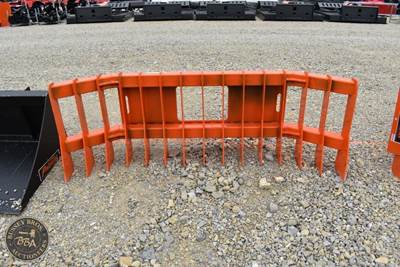 BUCKET ATTACHMENT