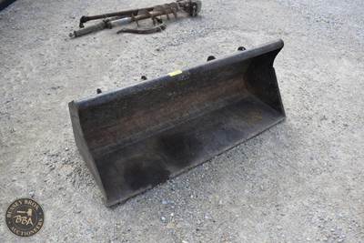 BUCKET ATTACHMENT