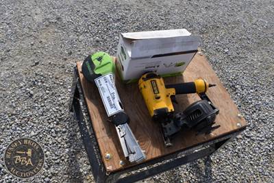 Dewalt Pneumatic Nail Gun And Cap Stapler