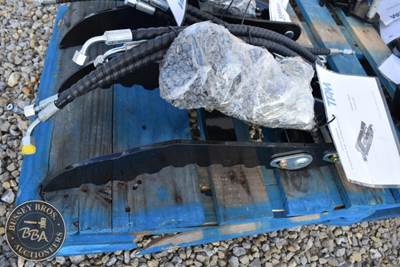 TPM Hydraulic Thumb Attachment For 0.8T-1.4T Mini Excavator