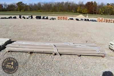 Cement Board Siding Lot Contains Approx 60pcs Of 1/2X7 Inch Siding