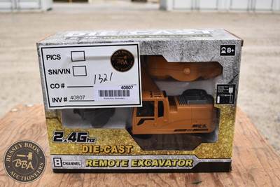 Dream Bridge Remote Control Excavator, 2.4GHz, 8 Channels,