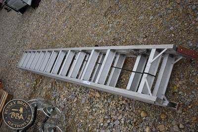 Sears Craftsman 28 ft Aluminum Extension Ladder, 28 Feet (8.53 m) Maximum