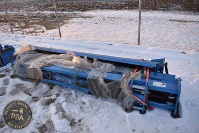 Bisontek Two Post Car Lift Shipping Damage And Missing Parts New/Unused